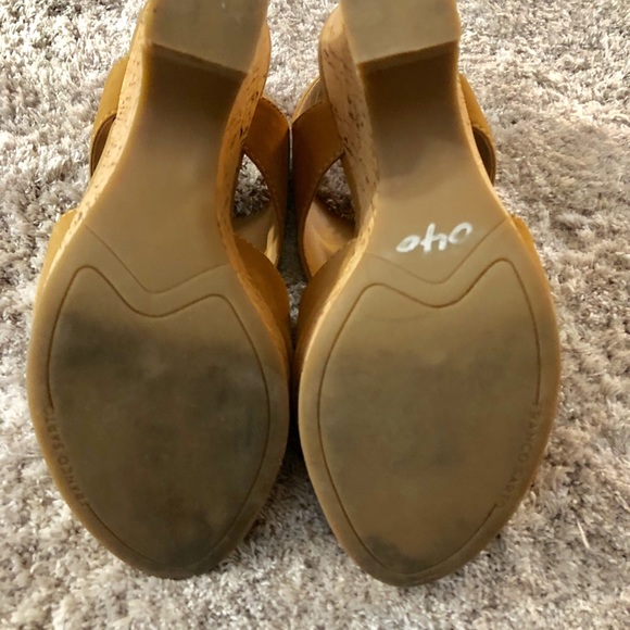 Franco Sarto Peep Toe Wedges - Picture 5 of 7